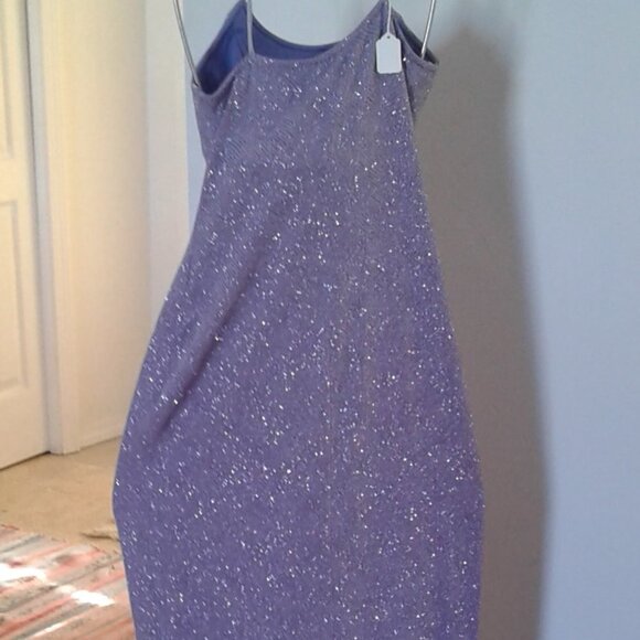 PROM/GRAD DRESS - Picture 6 of 14